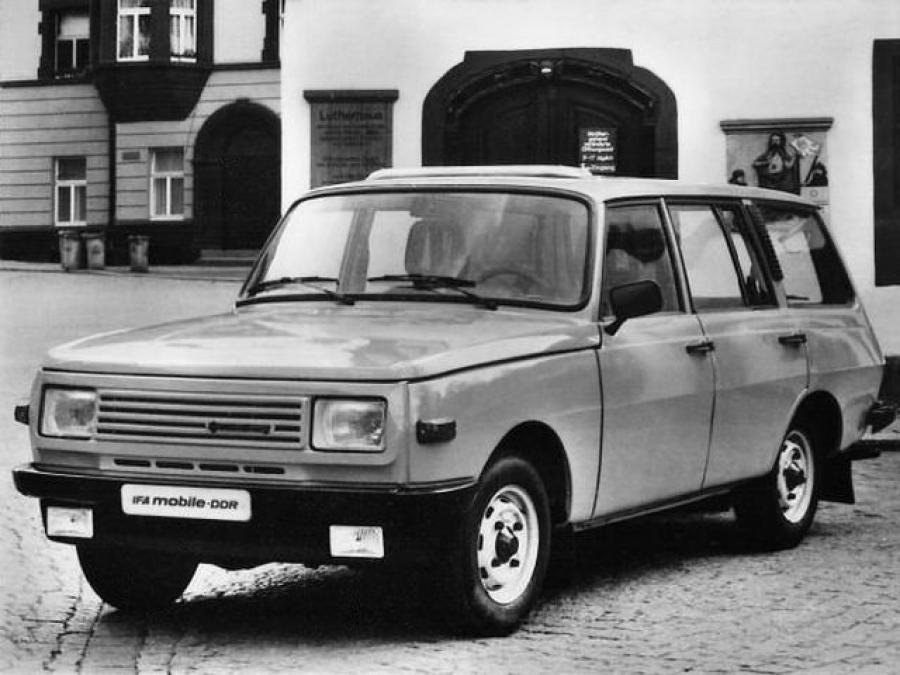  Wartburg 353W Tourist 1985 года  (фото 5 из 5)